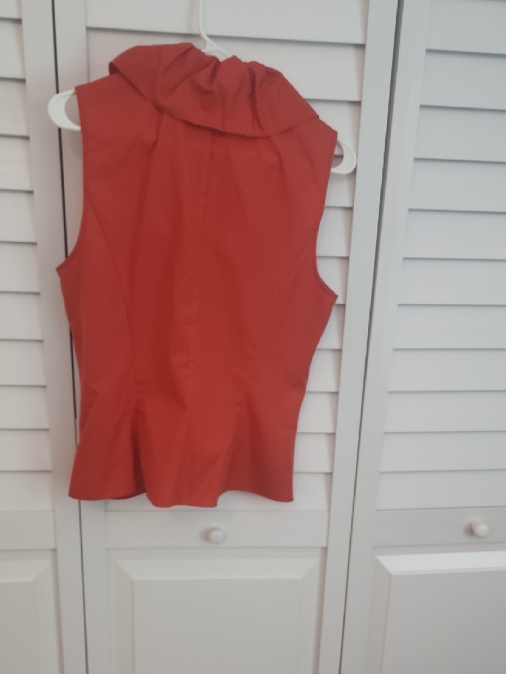 Ralph Lauren Coral Red Sleeveless Ruffle Blouse - Picture 3 of 4